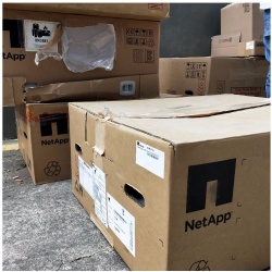 NETAPP X426A-R6 SP-426A-R6 108-00424 1.8TB 10K 2.5 SAS